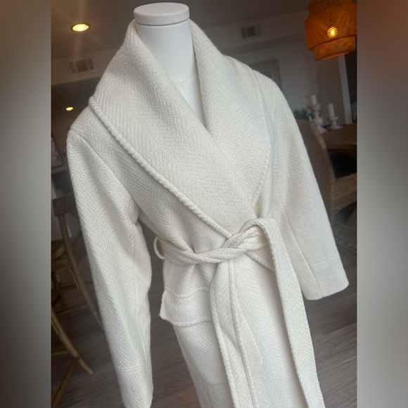 J.Crew Collection Wrap Coat in Italian
Wool Herringbone xxs - Picture 2 of 9
